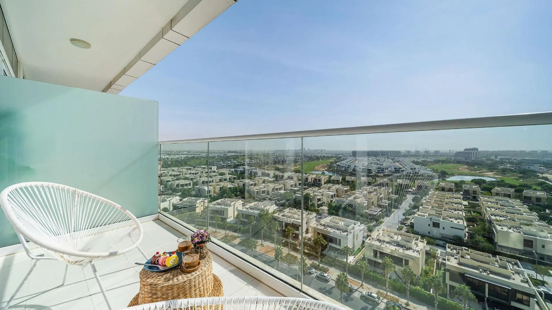 Apartment Airstay - Tranquil Studio - Golf Course Views - Monthly Offer Available Dubai