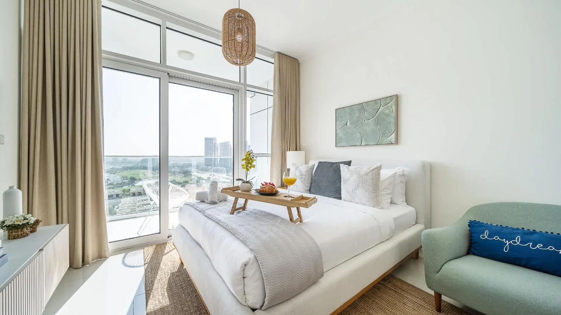 Apartment Airstay - Tranquil Studio - Golf Course Views - Monthly Offer Available Dubai